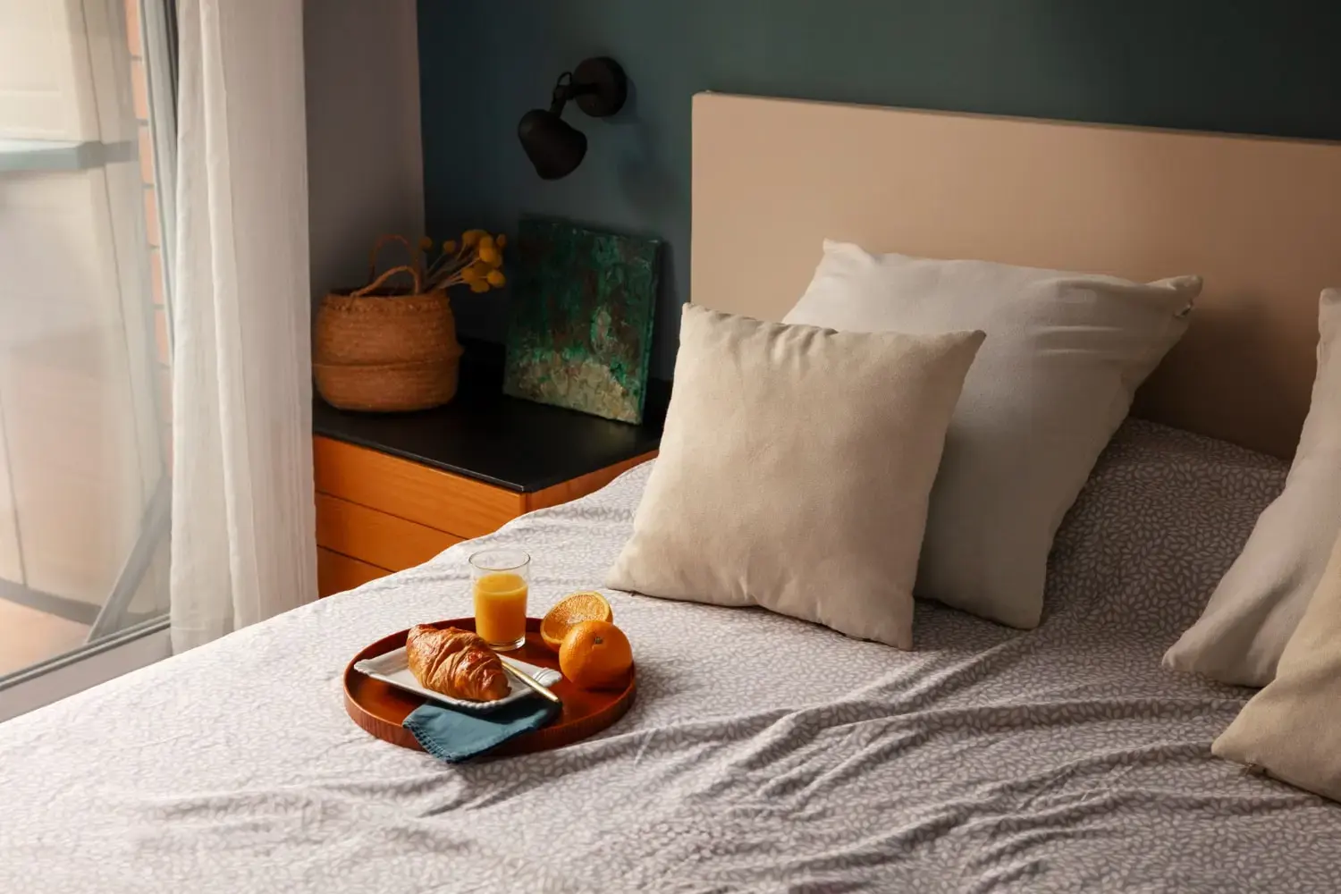 Mastering hotel room sales: where art meets science