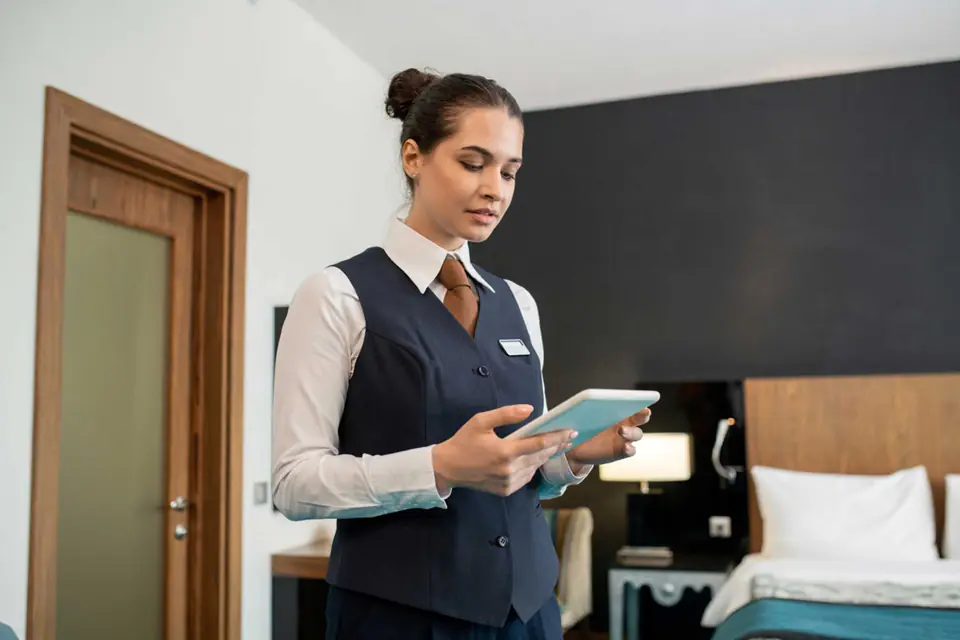 How technology is shaping hospitality labour market