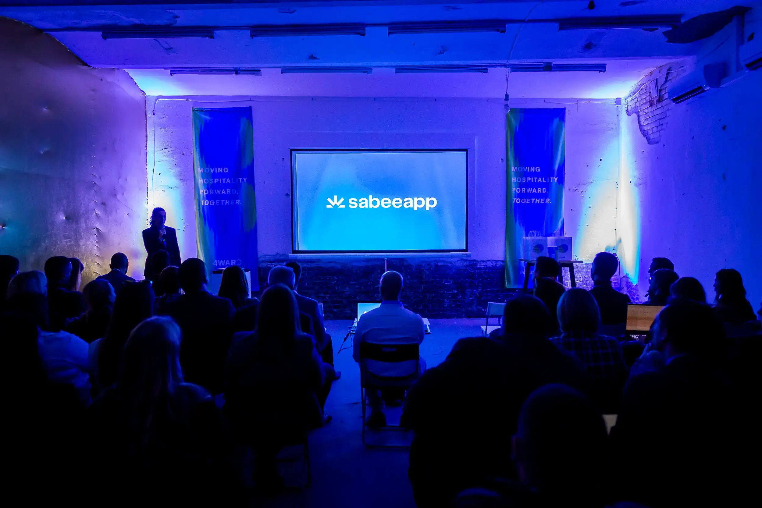 Összefoglaló a SabeeApp 4WARD-ról: 4.0, AI és hotel tech innovációk
