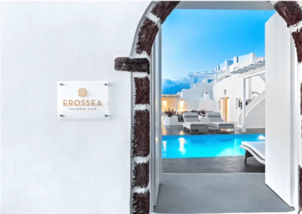 Είσοδος και πισίνα του Erossea Villa, Σαντορίνη