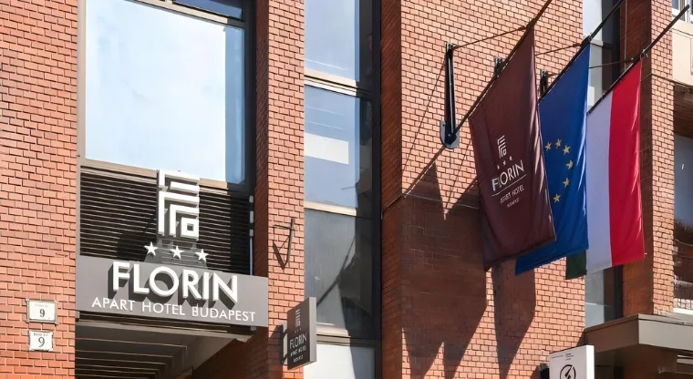 Πινακίδα Florin Apart Hotel στη Βουδαπέστη